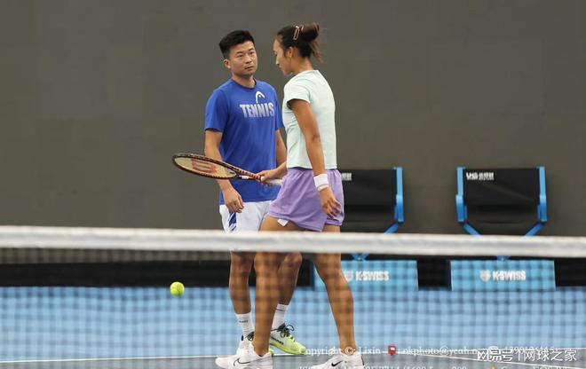 也为中国足 也为中国足